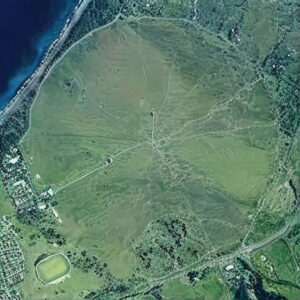 Vue aériene du site de l'antenne Omega