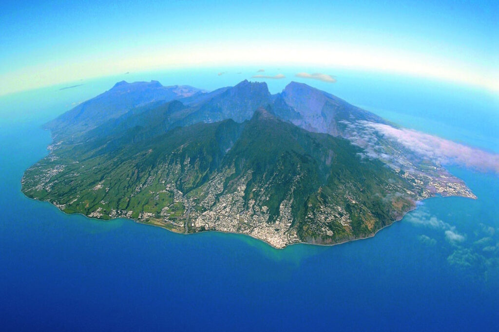 Vue aériene de l'ile de la réunion